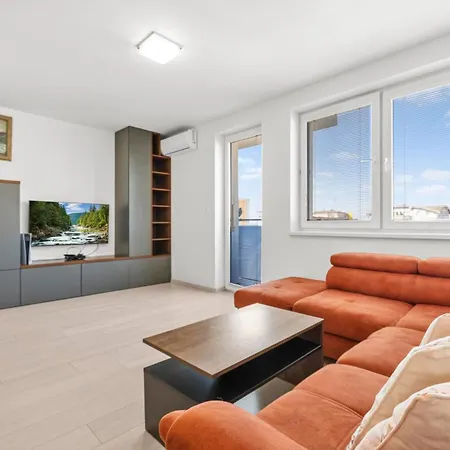 Apartamento Uzbecká S Parkovaním V Garáži *